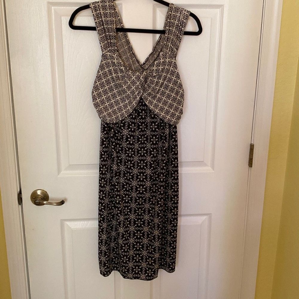Studio M Women’s Sleeveless Black and Tan Dress, Size L